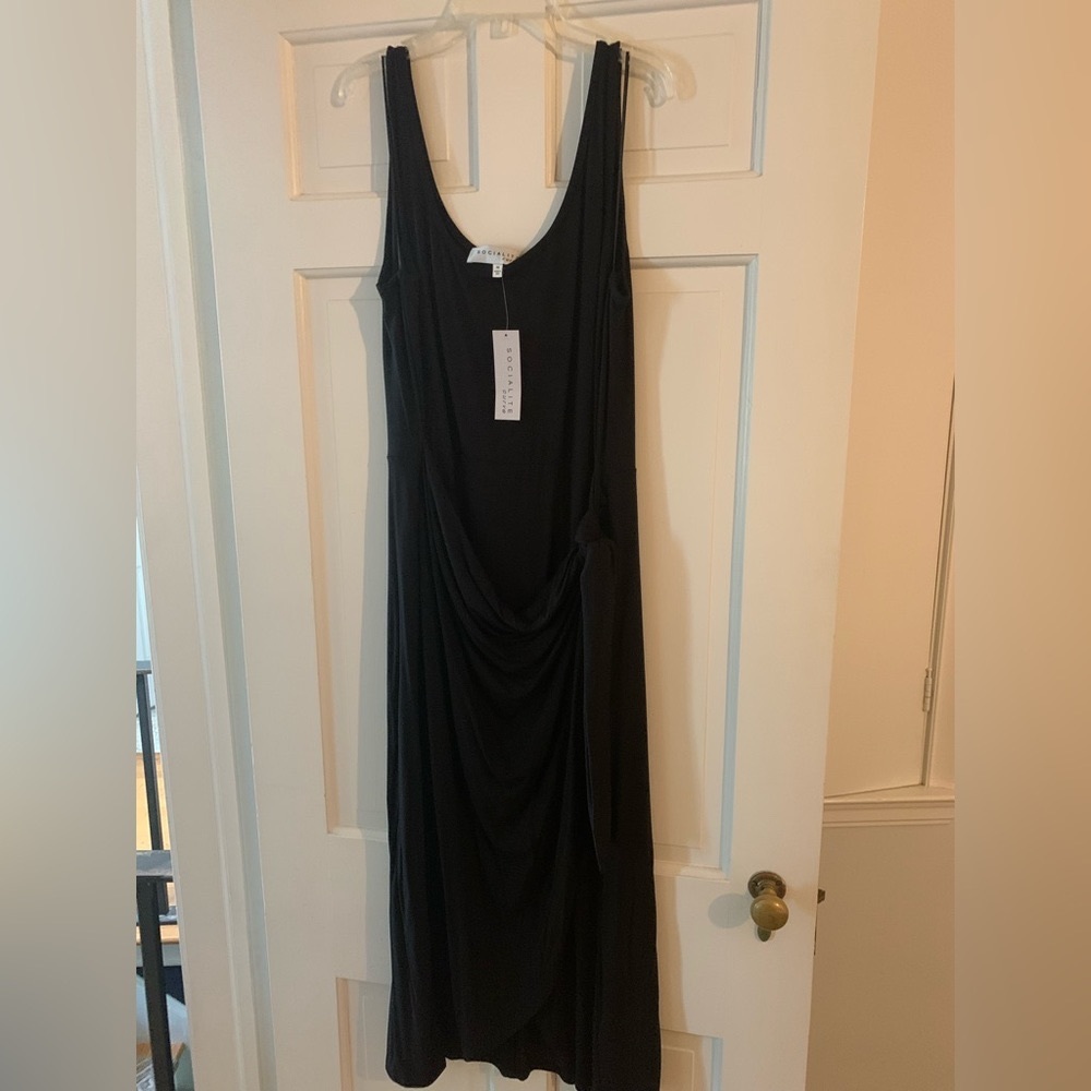 NWT Socialite Curve midi faux-wrap sleeveless dress black